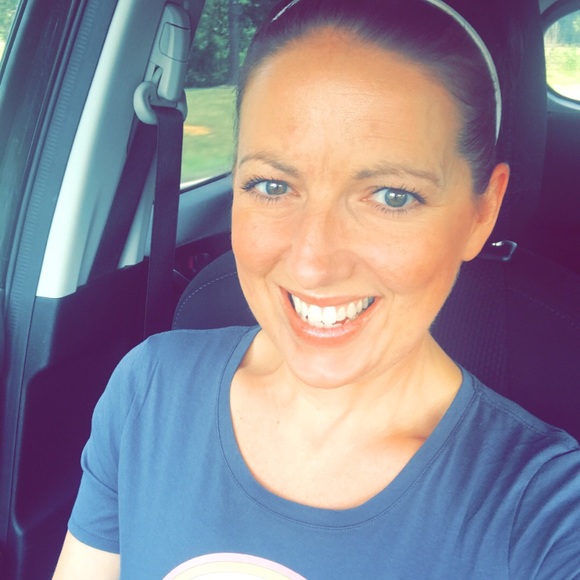 Meet your Posher, Cate - Picture 3 of 4